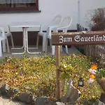 Апартаменты Zum Sauerlaender Orketal *